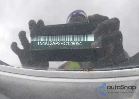 2017 Nissan Altima 2.5 Sv z USA, uszkodzony, nr VIN 1N4AL3AP2HC128054